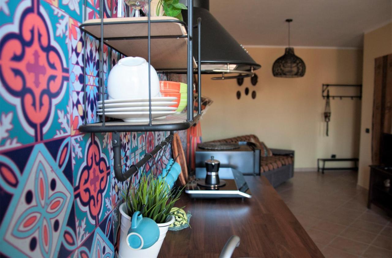 Bed and Breakfast La Chiocciola Momo Екстер'єр фото